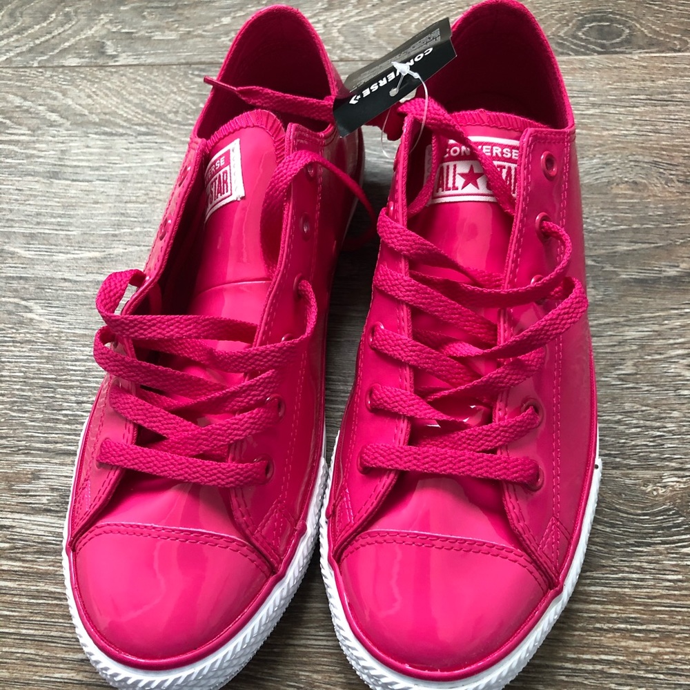 Pop Pink Converses - NWT - Size 6(converts to 8)